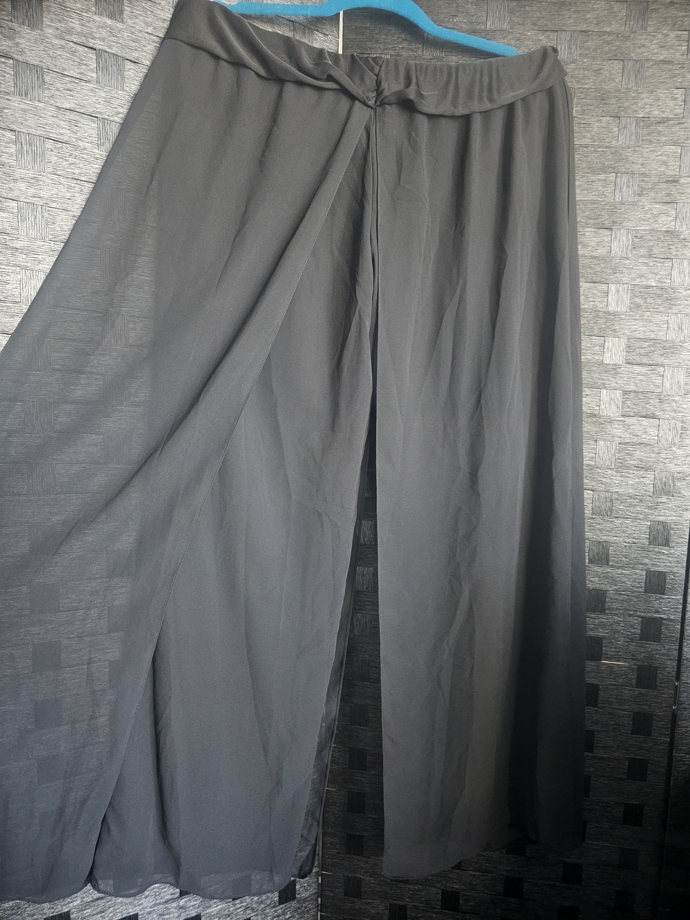 Black Wide-Leg Women's Pants